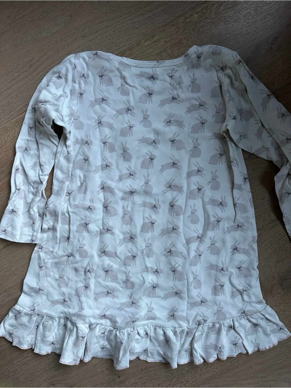 Fortunata & Benito Long-Sleeve Ruffle Hem Nightgown Cream with Bunny Print 10